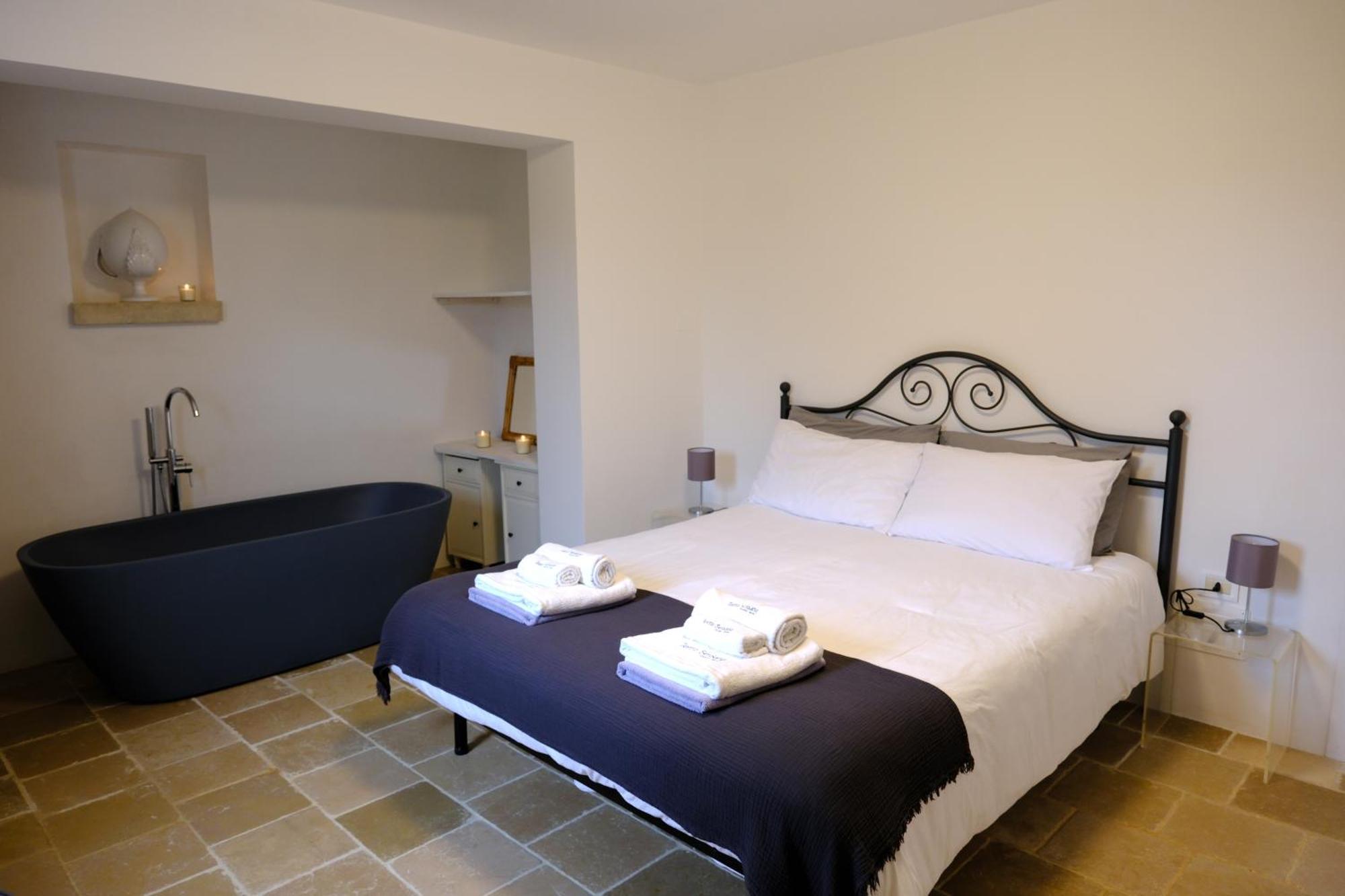 Terra Sessana Ville E Trullo Con Piscina Privata Ostuni Buitenkant foto